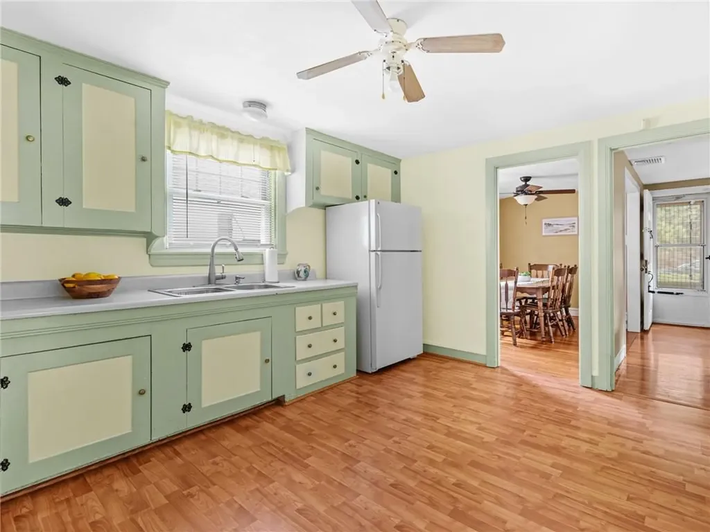 25 Community Road Warwick RI 02889