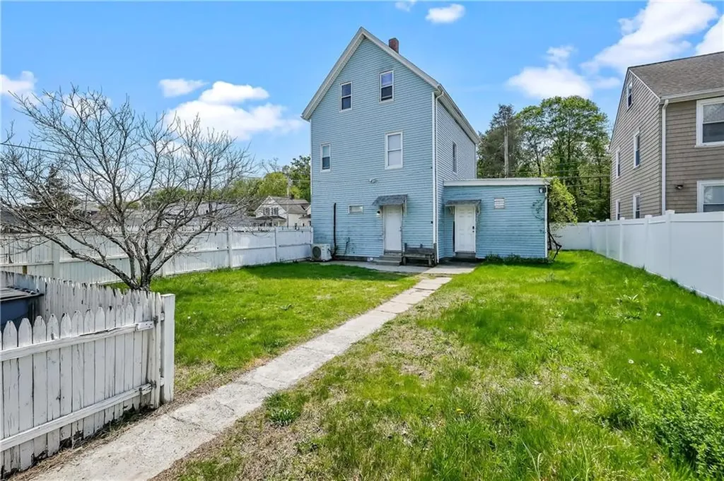 27 Greenville Avenue Johnston RI 02919