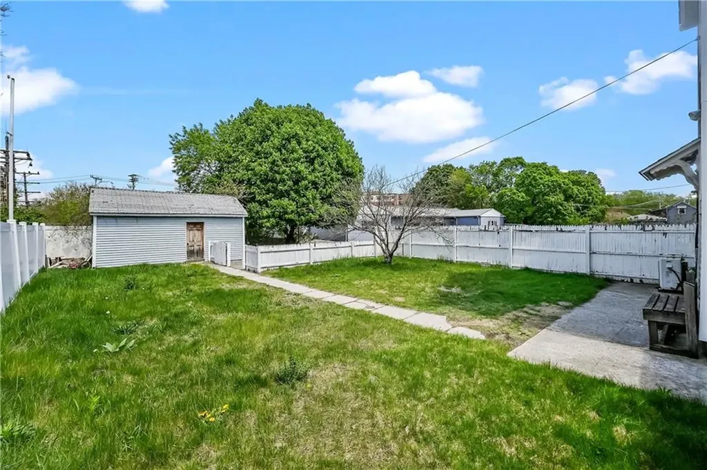 27 Greenville Avenue Johnston RI 02919