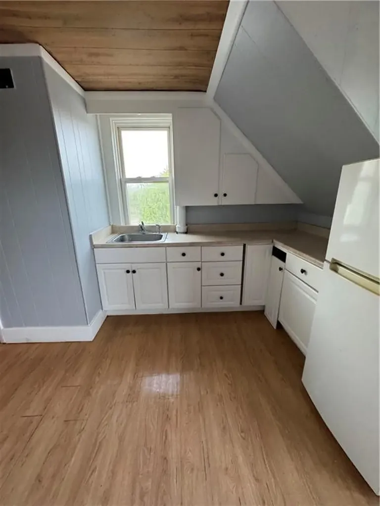27 Greenville Avenue Johnston RI 02919
