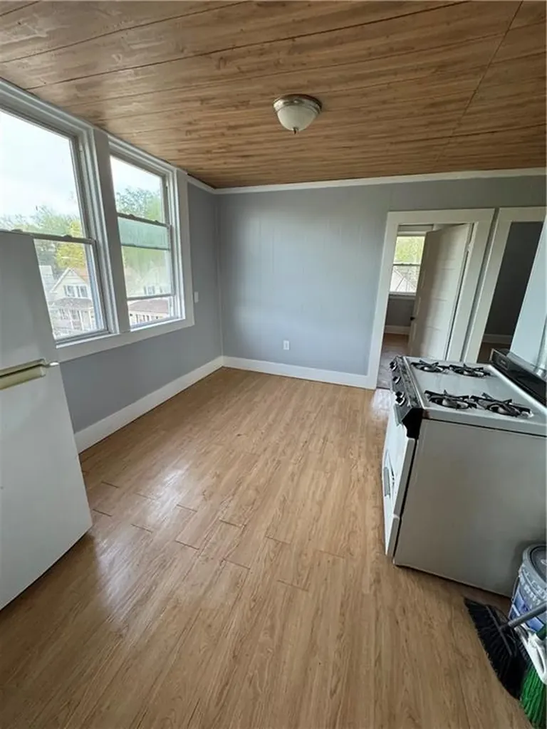 27 Greenville Avenue Johnston RI 02919