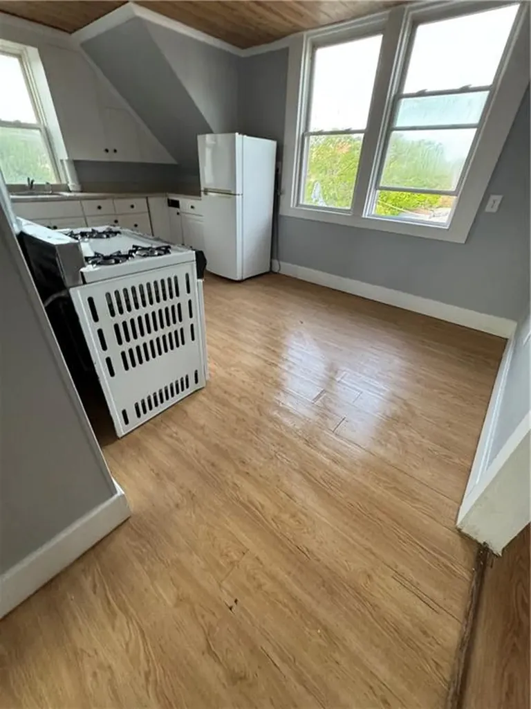 27 Greenville Avenue Johnston RI 02919