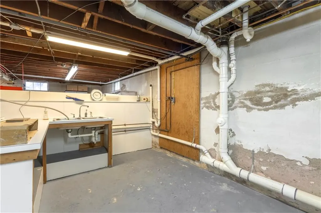64 Sweet Avenue Pawtucket RI 02861