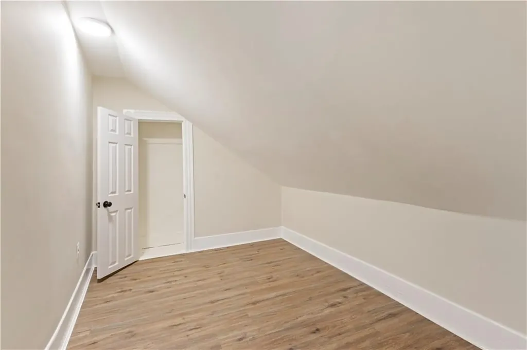 9 Woodbine Street Providence RI 02906