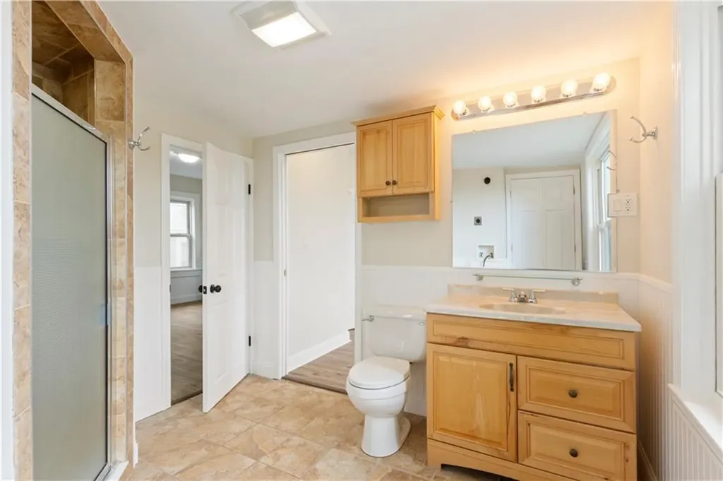 9 Woodbine Street Providence RI 02906
