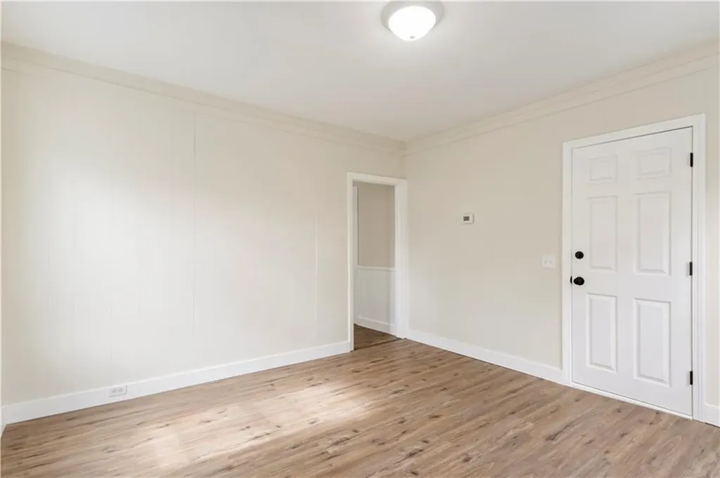 9 Woodbine Street Providence RI 02906