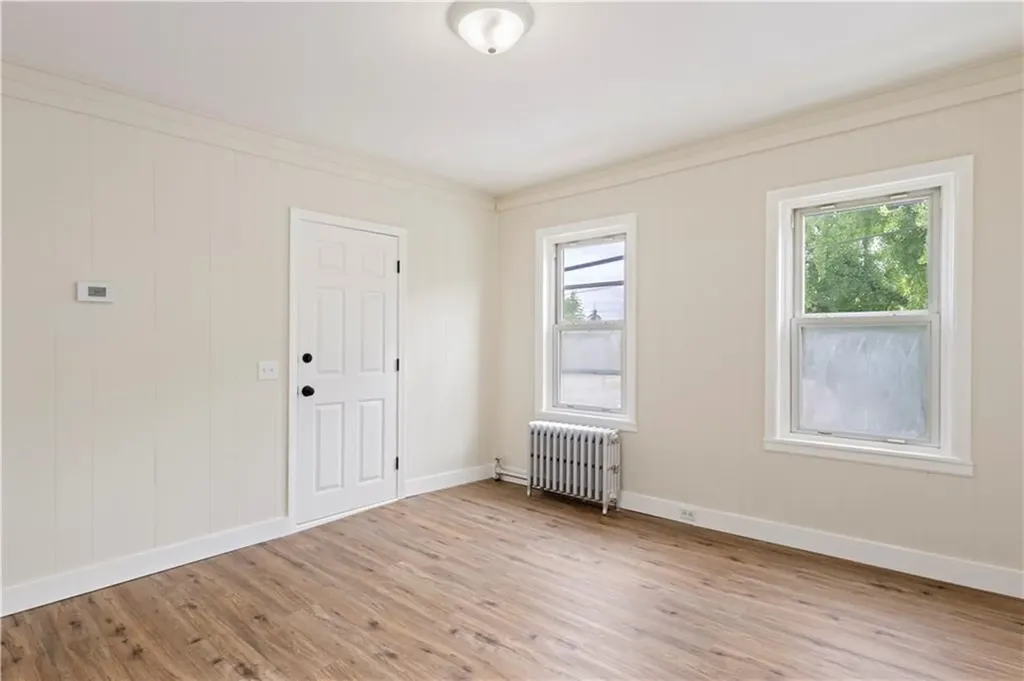 9 Woodbine Street Providence RI 02906