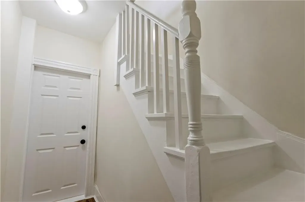 9 Woodbine Street Providence RI 02906