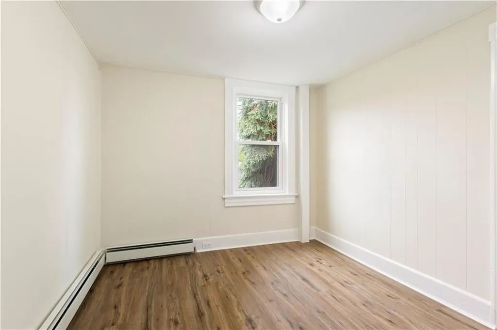 9 Woodbine Street Providence RI 02906