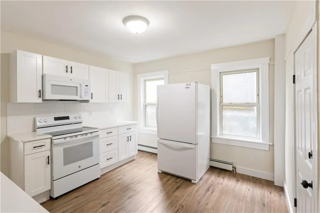 9 Woodbine Street Providence RI 02906