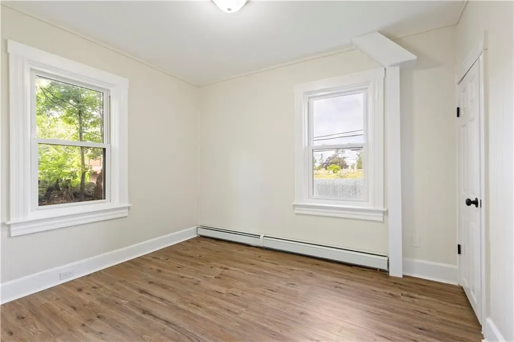 9 Woodbine Street Providence RI 02906