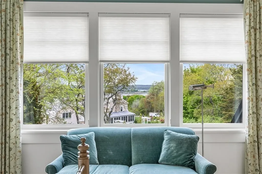 25 Walnut Street Jamestown RI 02835
