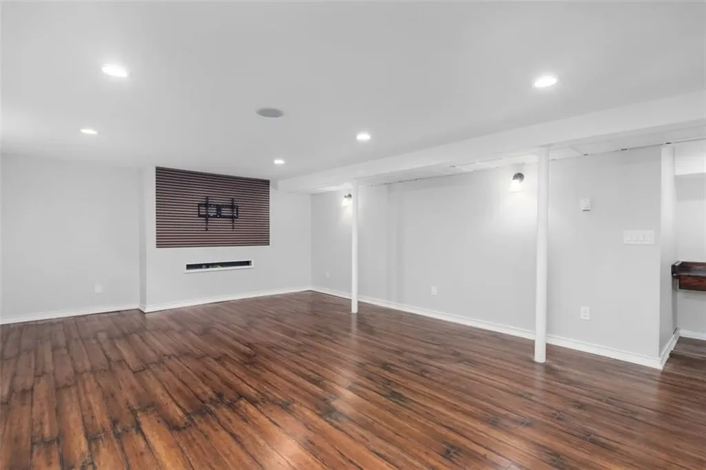 5 Webster Street Lincoln RI 02865
