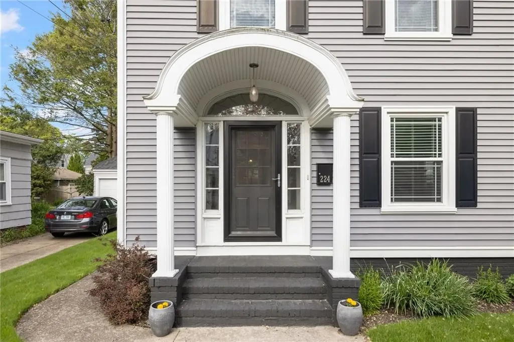 224 Raleigh Avenue Pawtucket RI 02860