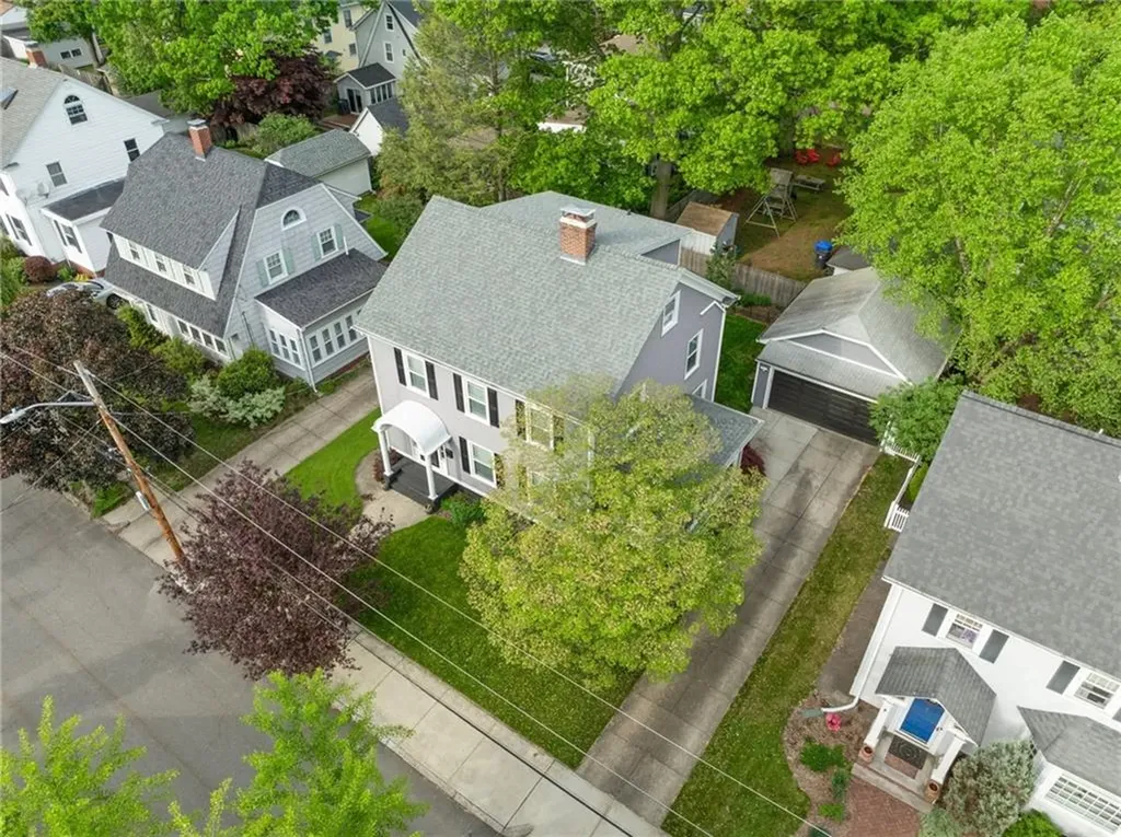 224 Raleigh Avenue Pawtucket RI 02860