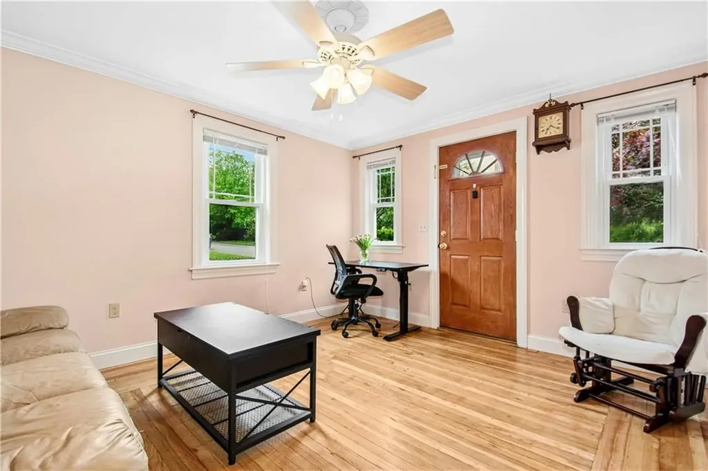 5 Irons Avenue Johnston RI 02919