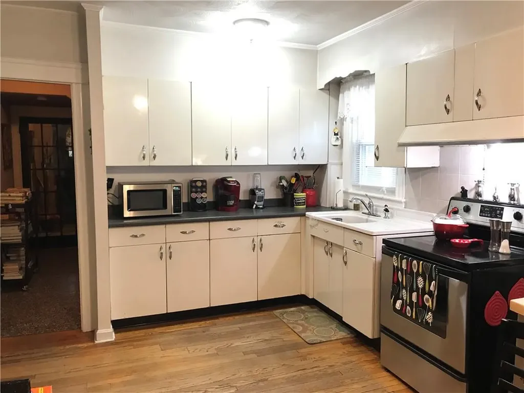 14 Spooner Street Providence RI 02907