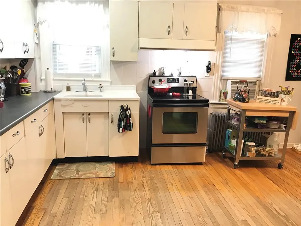 14 Spooner Street Providence RI 02907