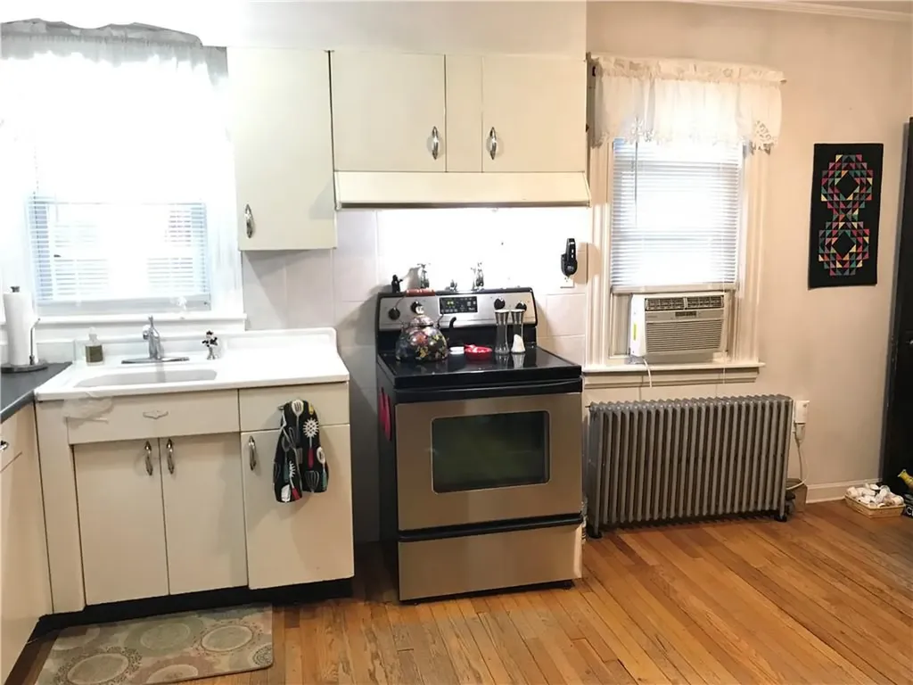 14 Spooner Street Providence RI 02907