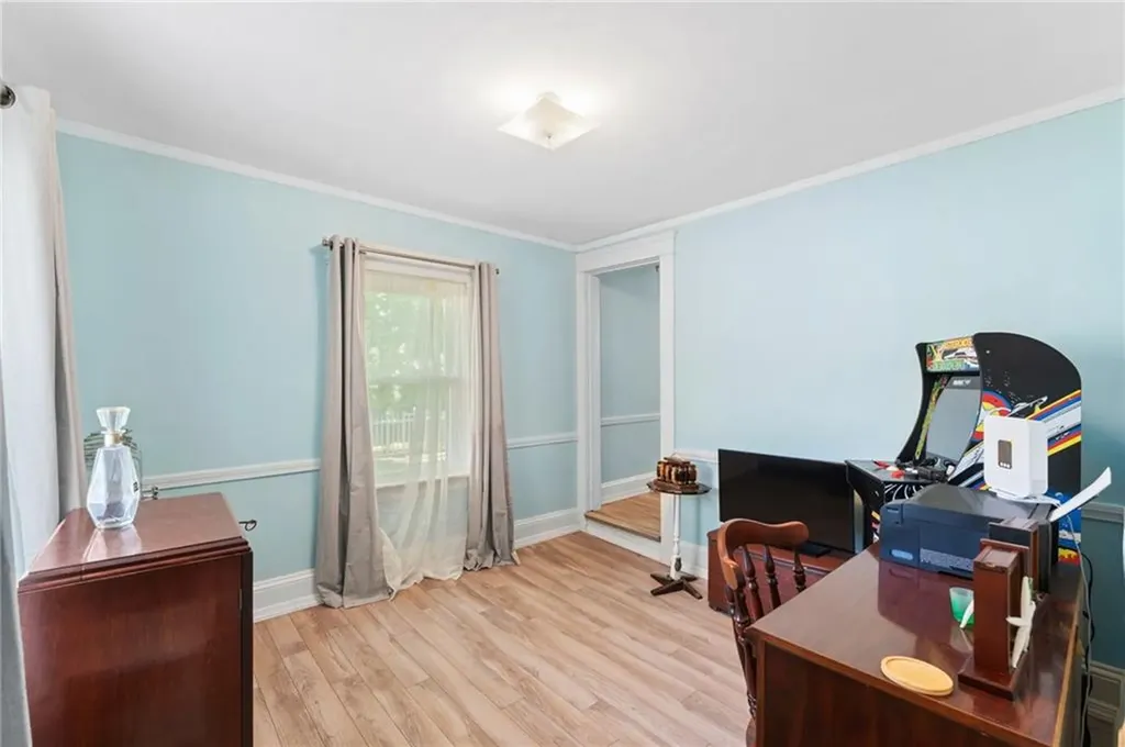 101 Chapmans Avenue Warwick RI 02886
