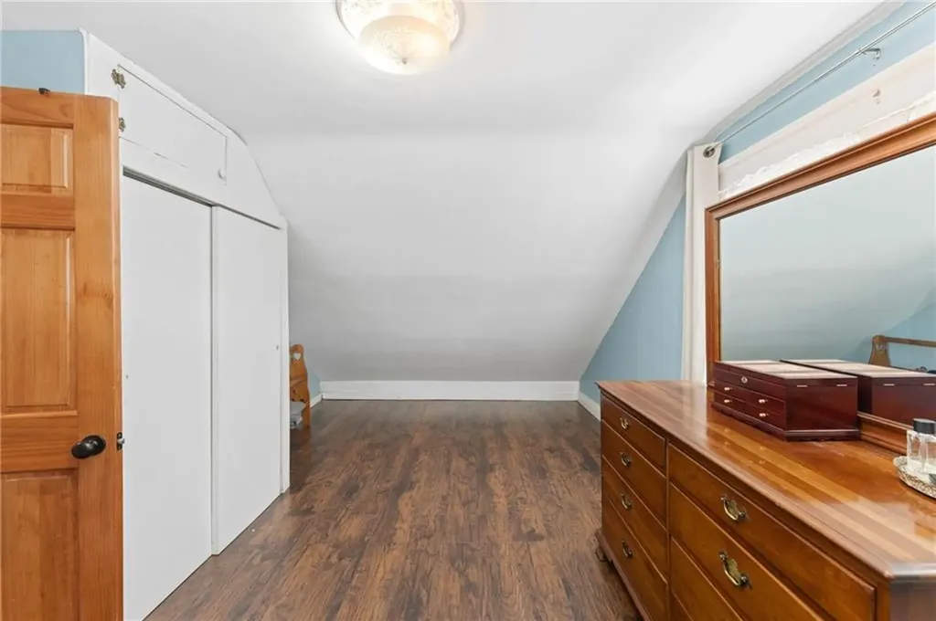 101 Chapmans Avenue Warwick RI 02886