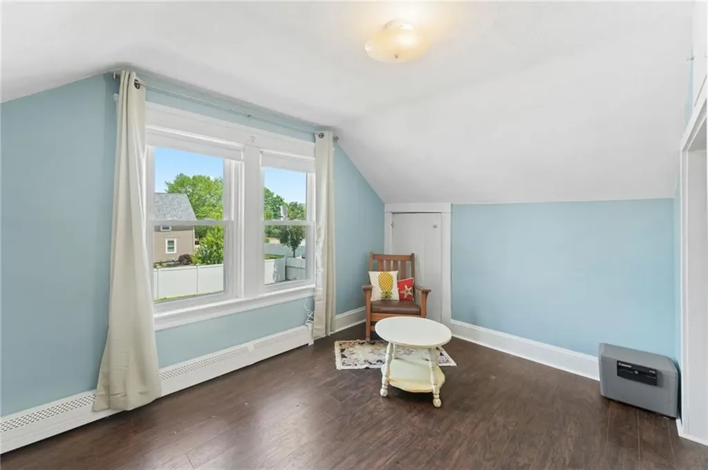 101 Chapmans Avenue Warwick RI 02886