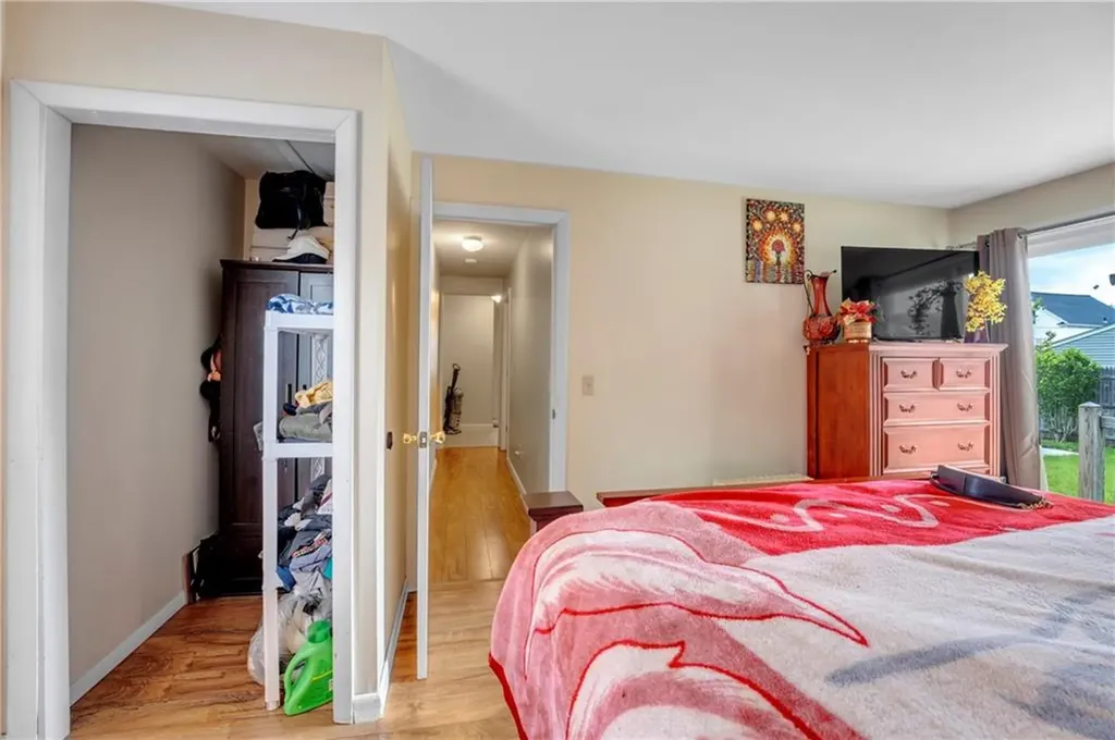 103 Appleton Street Cranston RI 02910