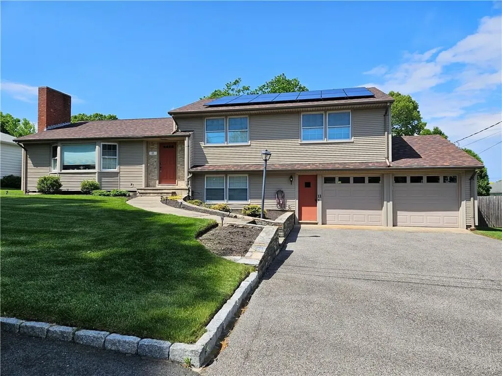11 Falmouth Road Cranston RI 02920