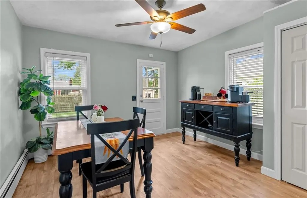 40 Glen Street East Providence RI 02915