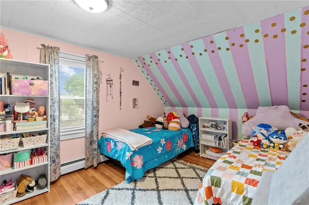 40 Glen Street East Providence RI 02915