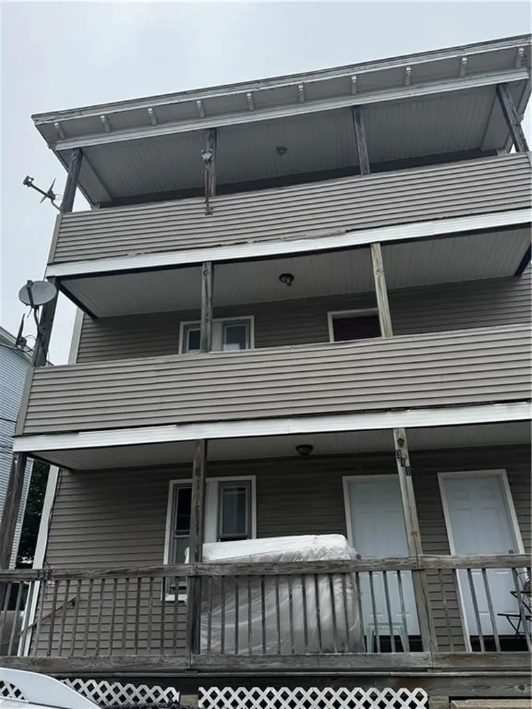 342 344 Paradis Avenue Woonsocket RI 02895
