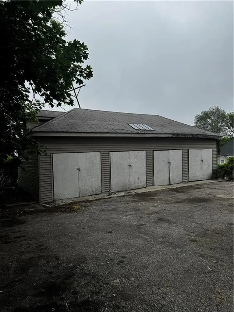 342 344 Paradis Avenue Woonsocket RI 02895