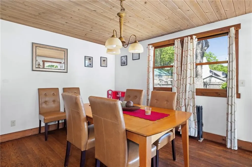 49 Bristol Avenue East Providence RI 02915