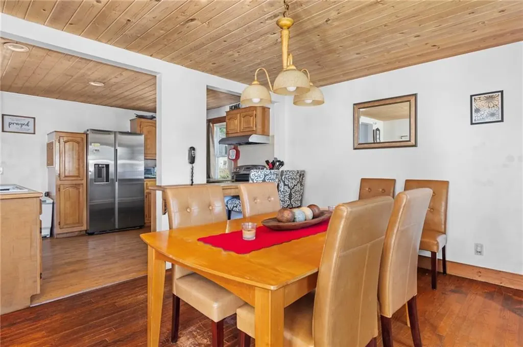 49 Bristol Avenue East Providence RI 02915