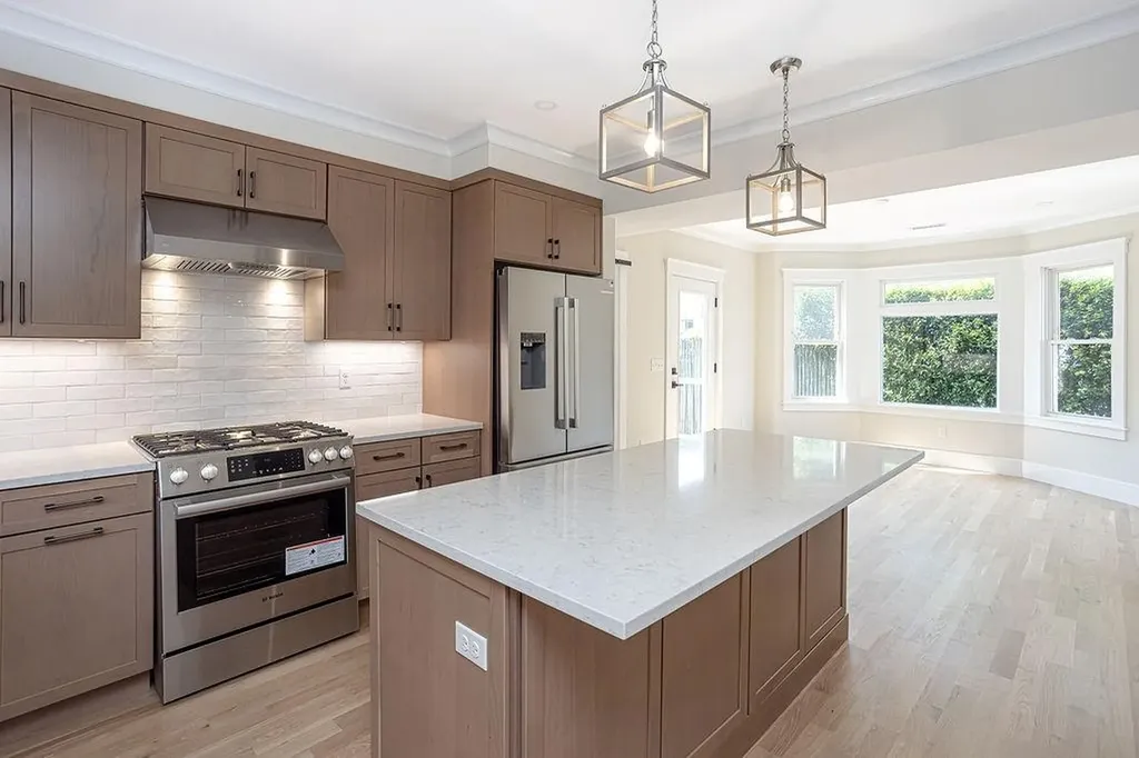 28 Carroll Avenue Newport RI 02840