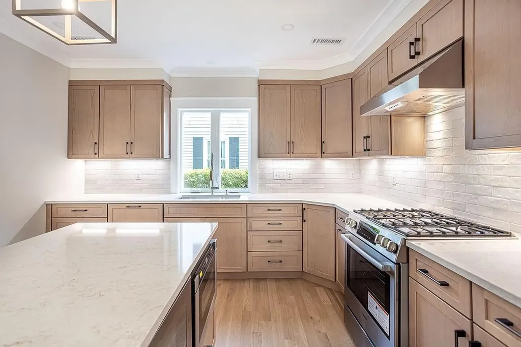 28 Carroll Avenue Newport RI 02840