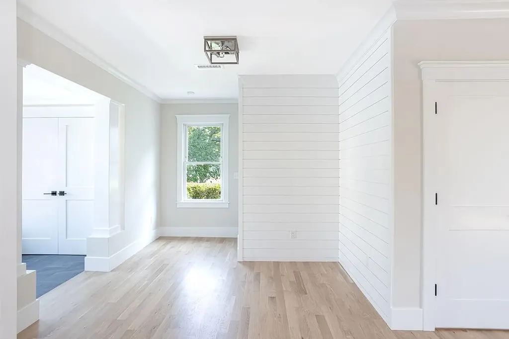 28 Carroll Avenue Newport RI 02840