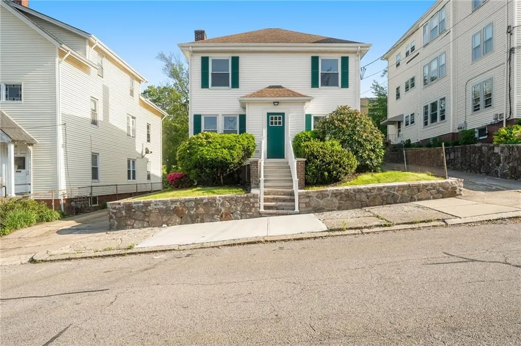 44 Clyde Street Pawtucket RI 02860