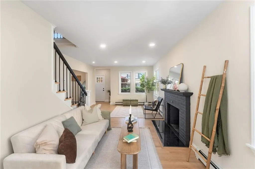 44 Clyde Street Pawtucket RI 02860