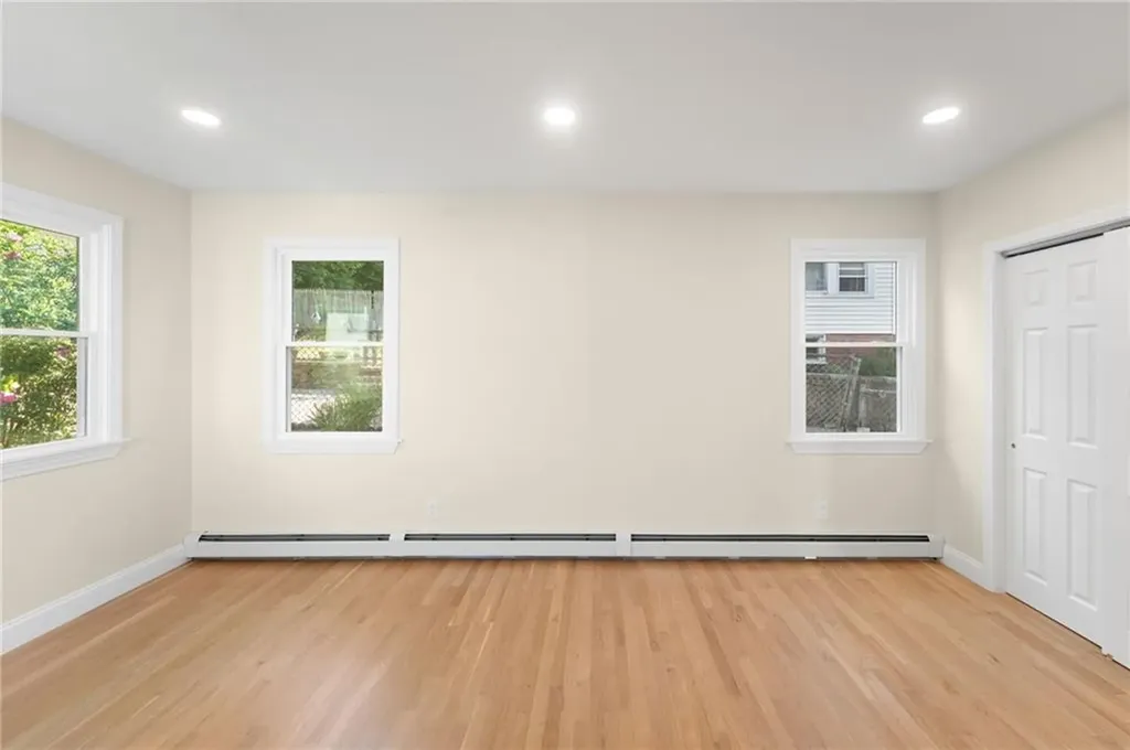 44 Clyde Street Pawtucket RI 02860