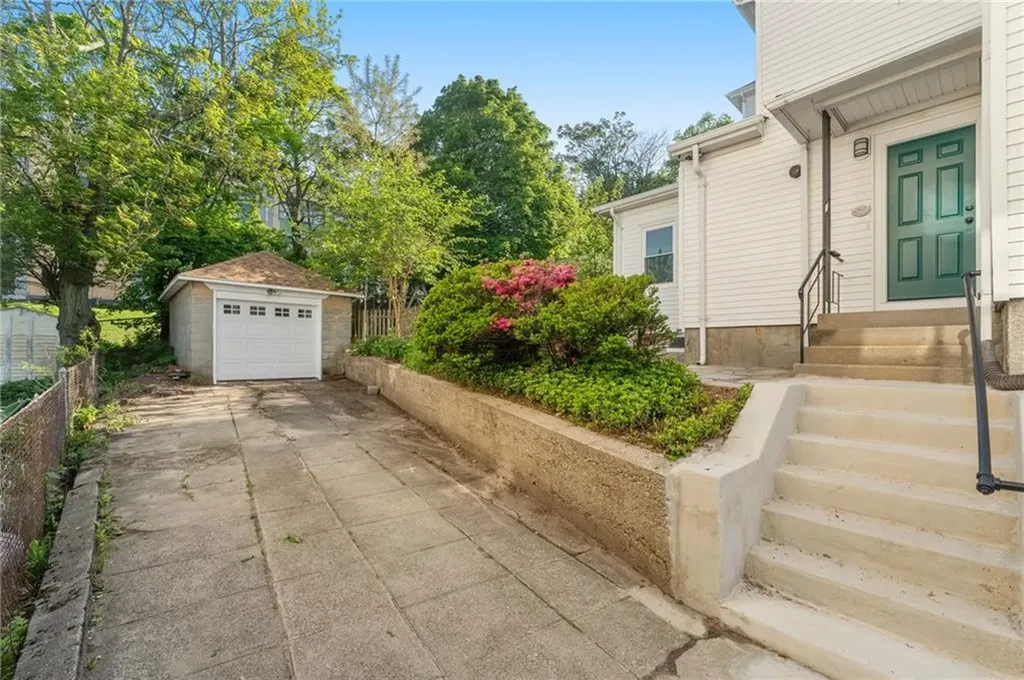 44 Clyde Street Pawtucket RI 02860