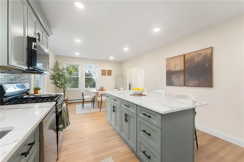 44 Clyde Street Pawtucket RI 02860