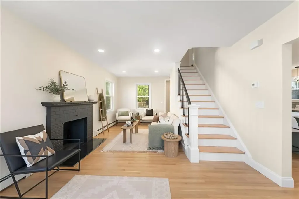 44 Clyde Street Pawtucket RI 02860