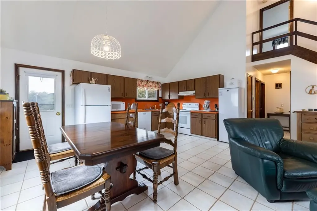 82 Uzzi Avenue Westerly RI 02891