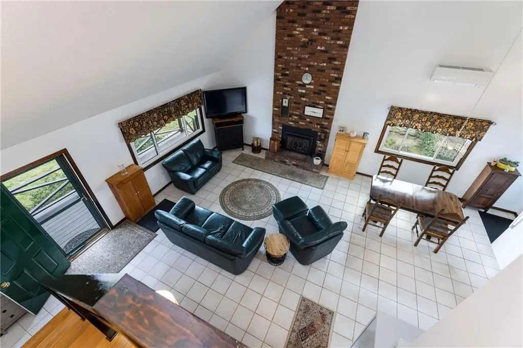 82 Uzzi Avenue Westerly RI 02891