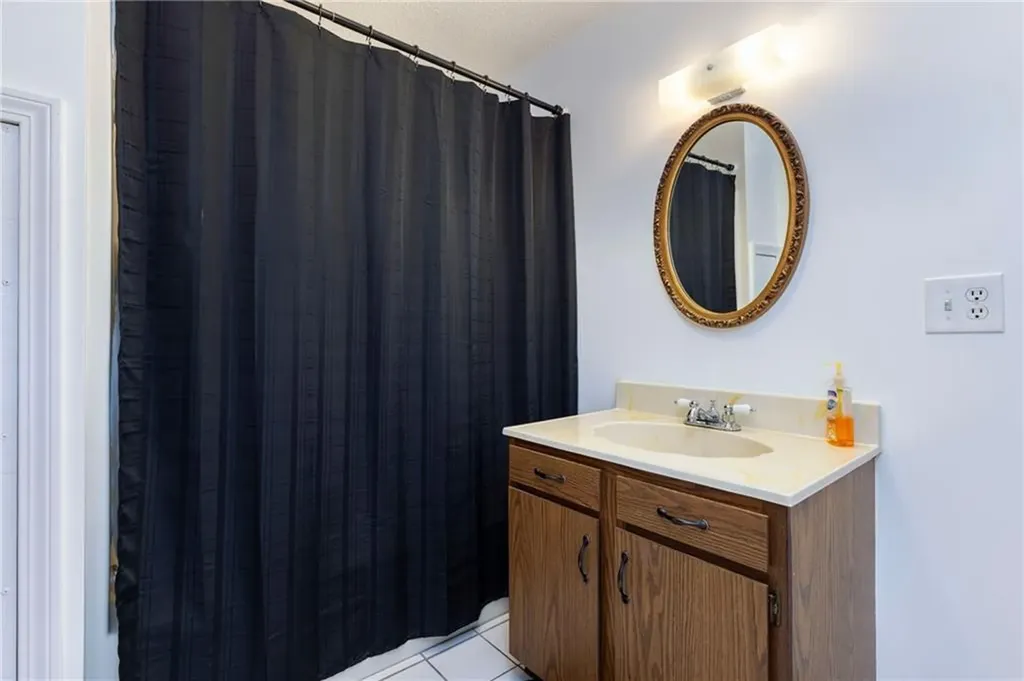 82 Uzzi Avenue Westerly RI 02891