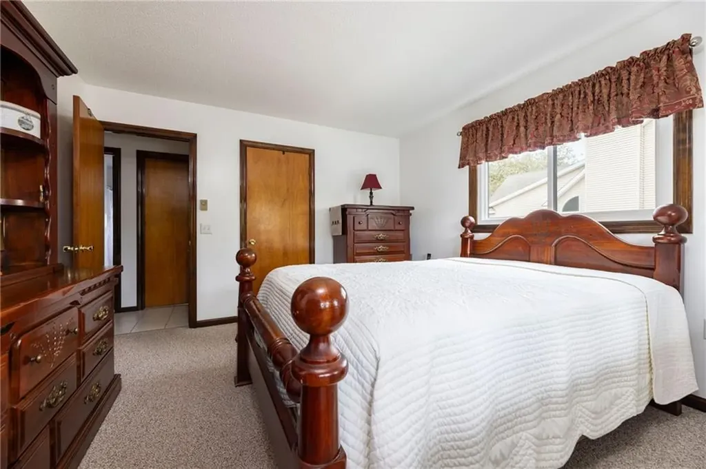 82 Uzzi Avenue Westerly RI 02891