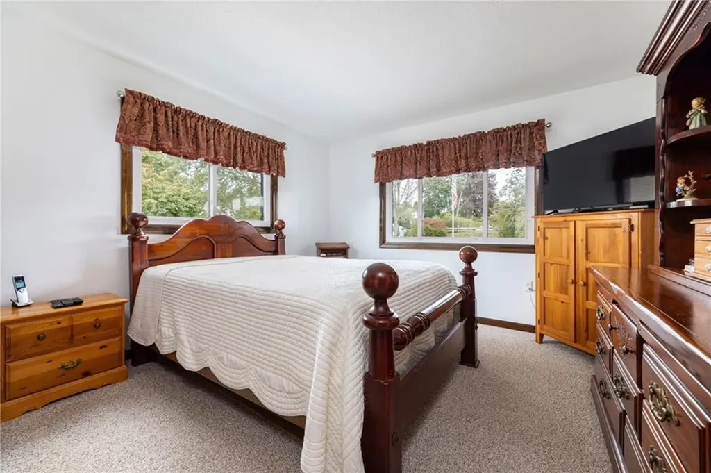 82 Uzzi Avenue Westerly RI 02891