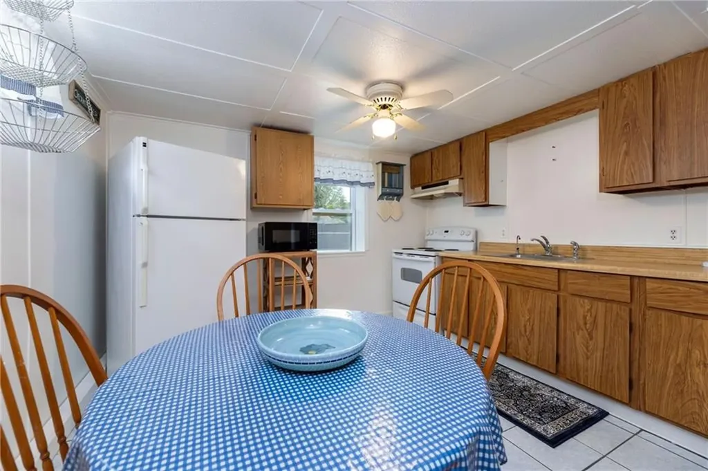 82 Uzzi Avenue Westerly RI 02891