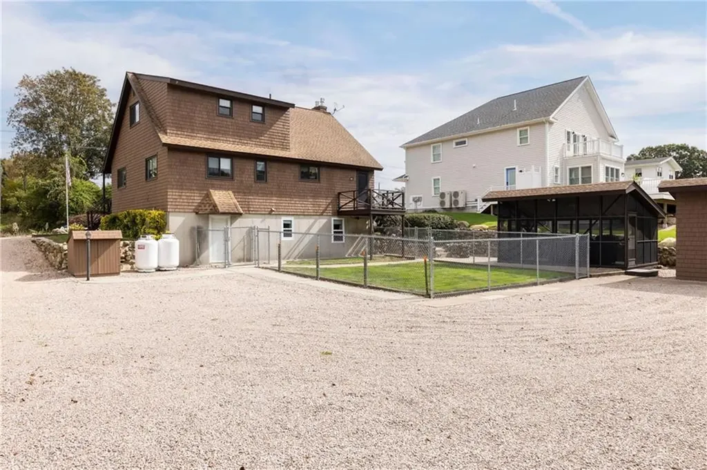 82 Uzzi Avenue Westerly RI 02891